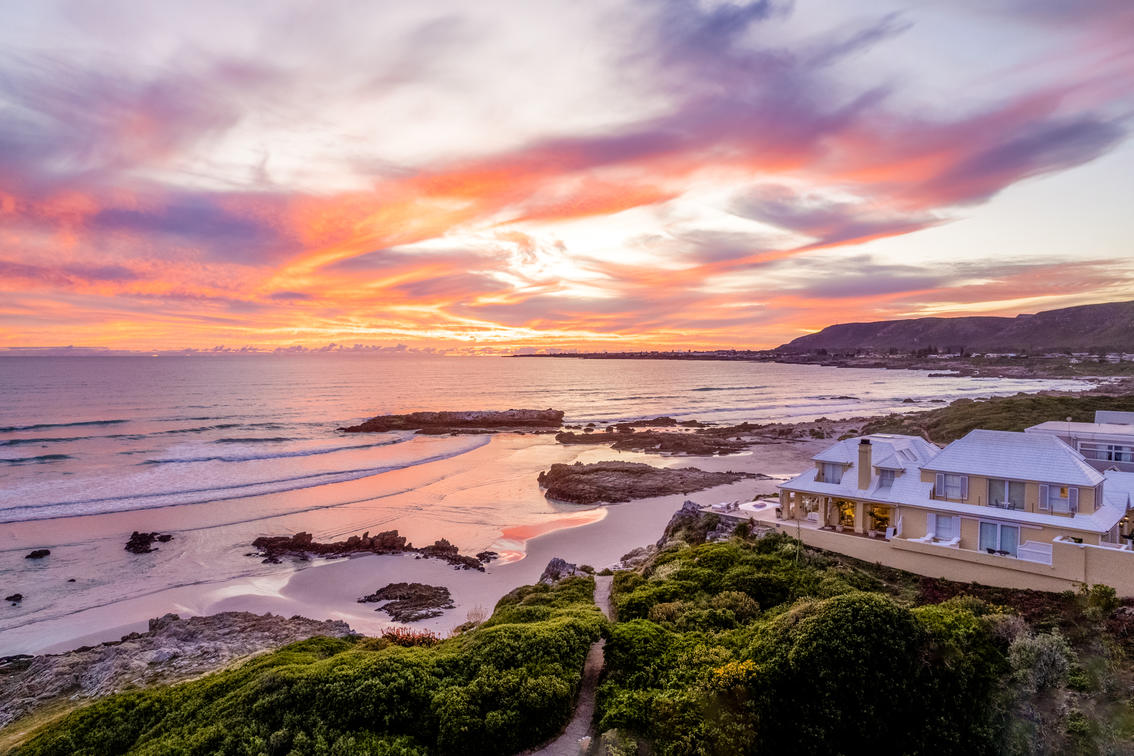 Birkenhead at dusk, Cape Whale Coast